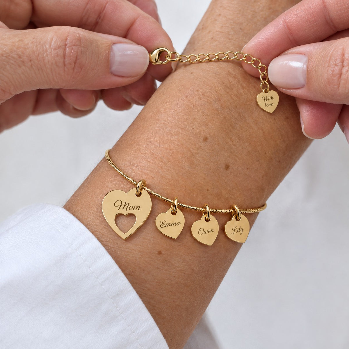 Mom Bracelet — Her Children's Names Engraved on Little Hearts